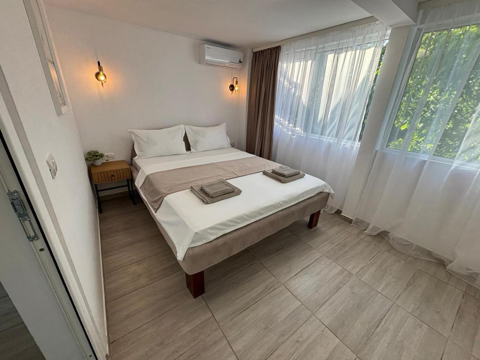 Born By The Sea Hotel Vama Veche Bagian luar foto